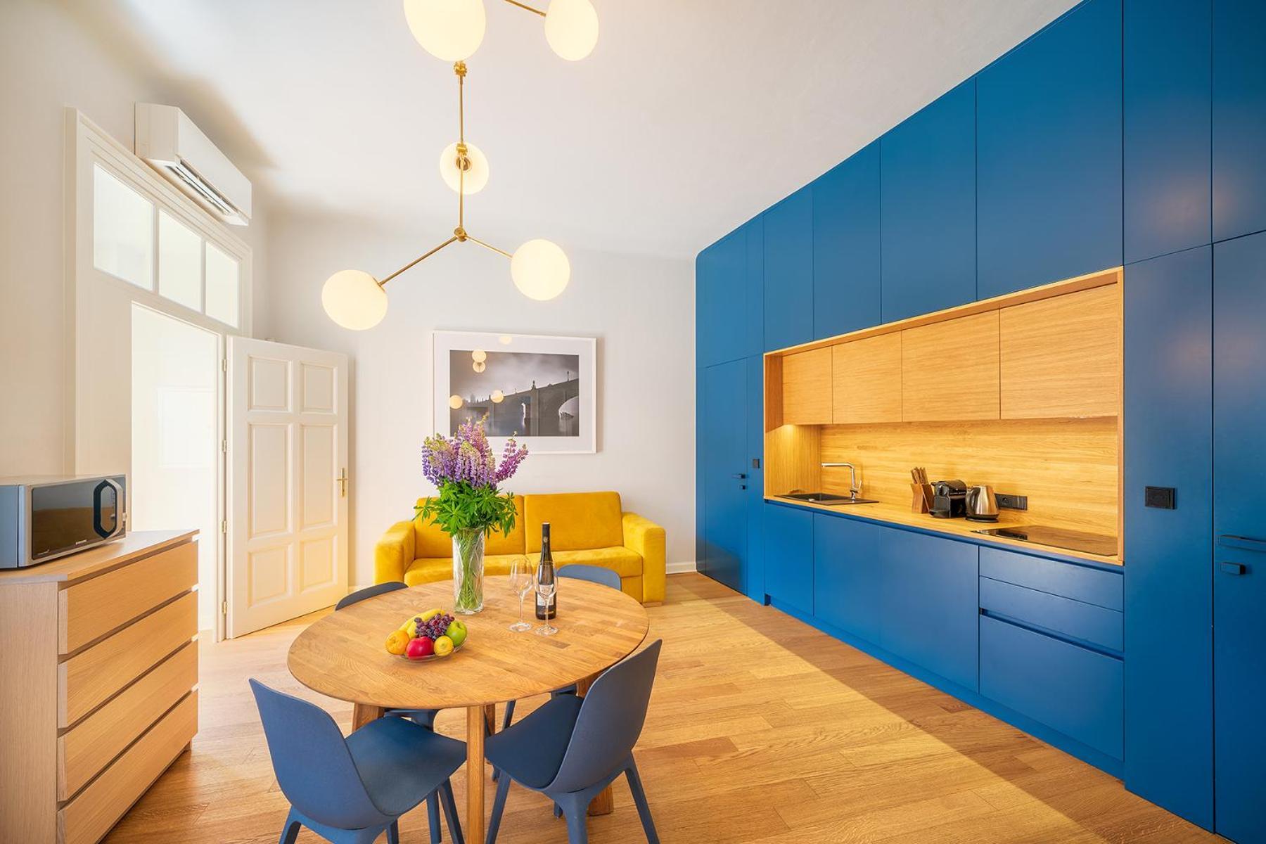 Quiet City Center Apartment In Hip & Foodie Area 프라하 외부 사진